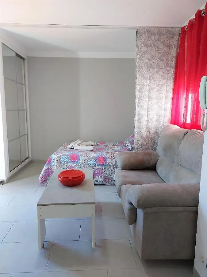 Estudio Lola Nerja Apartamento